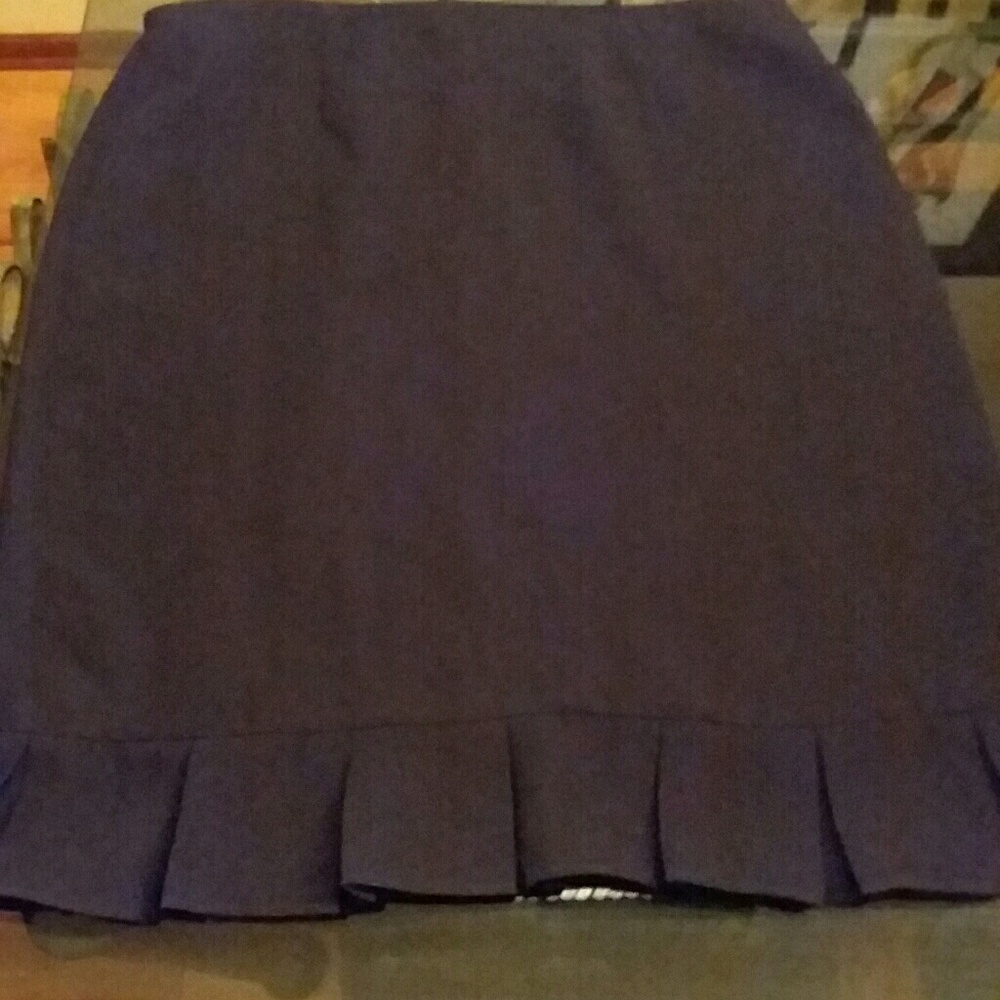 Three skirts - Picture 3 of 3